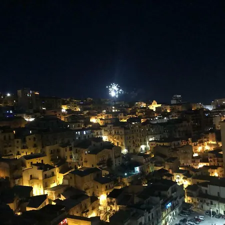 Panzió La Terrazza Di Empedocle 2*